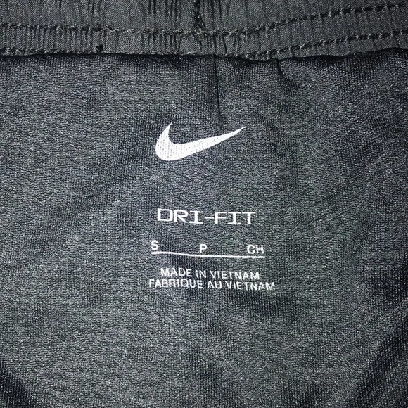 Nike Women's Black Running Shorts Size Small | NWT! - Picture 4 of 4